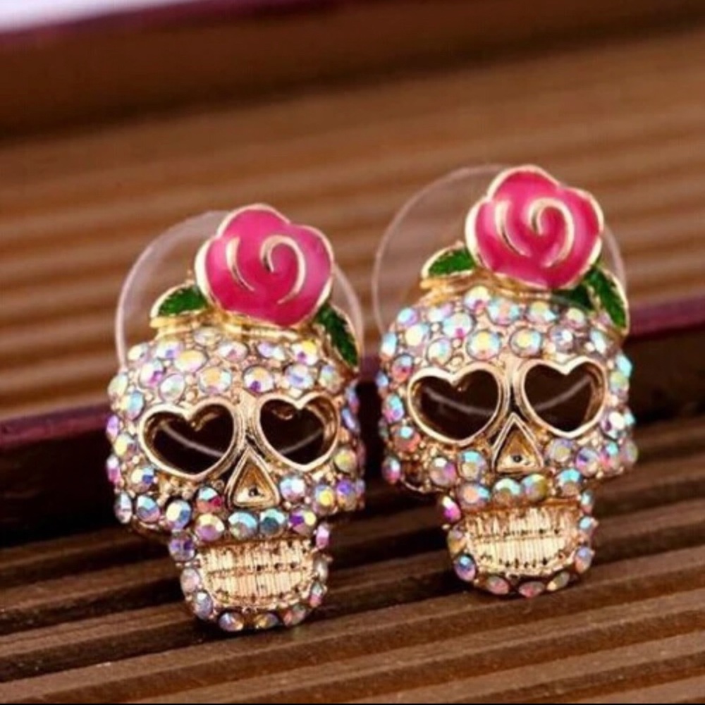 Rhinestone Skull & Roses Earrings - Picture 1 of 6